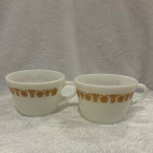 🌼 Vintage Pyrex Butterfly Gold Coffee Cups - set of 2 🌼